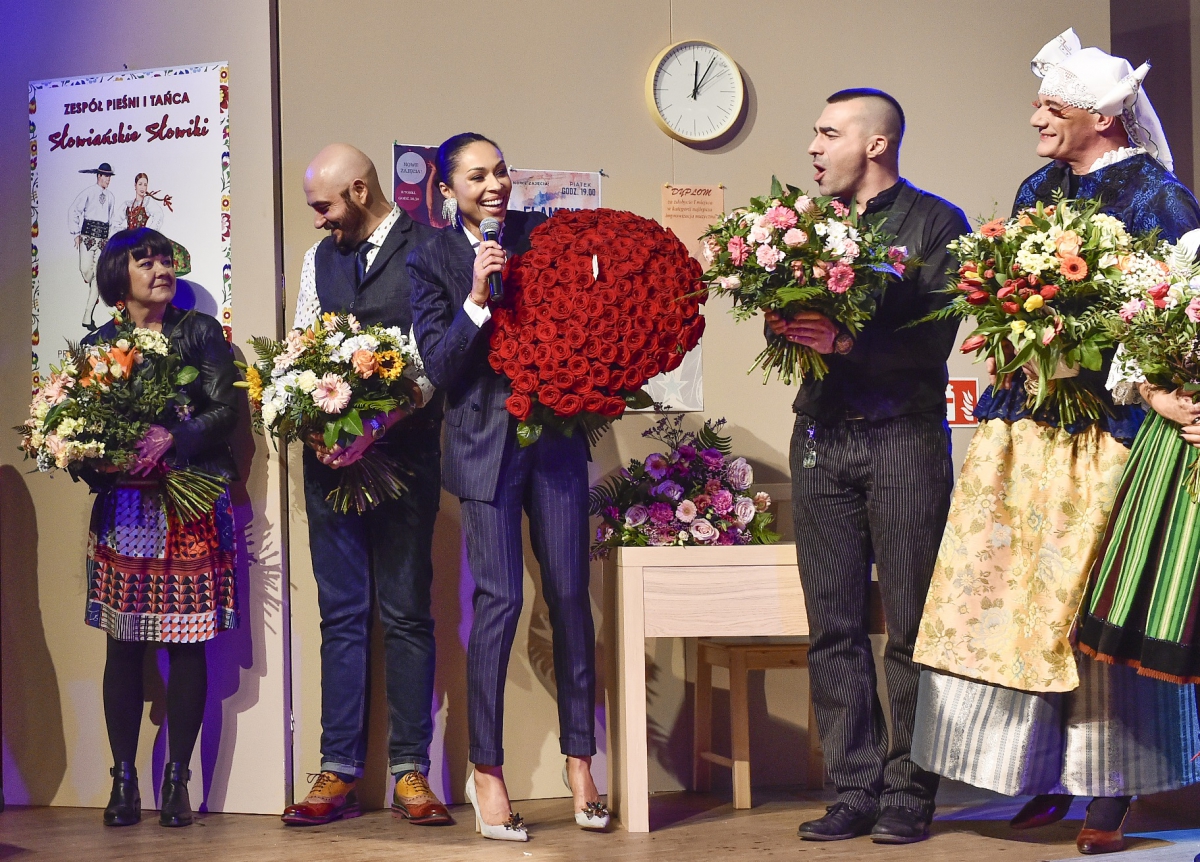 Podziekowania, premiera spektaklu Czarno to widzę fot. Jacek Kurnikowski -AKPA