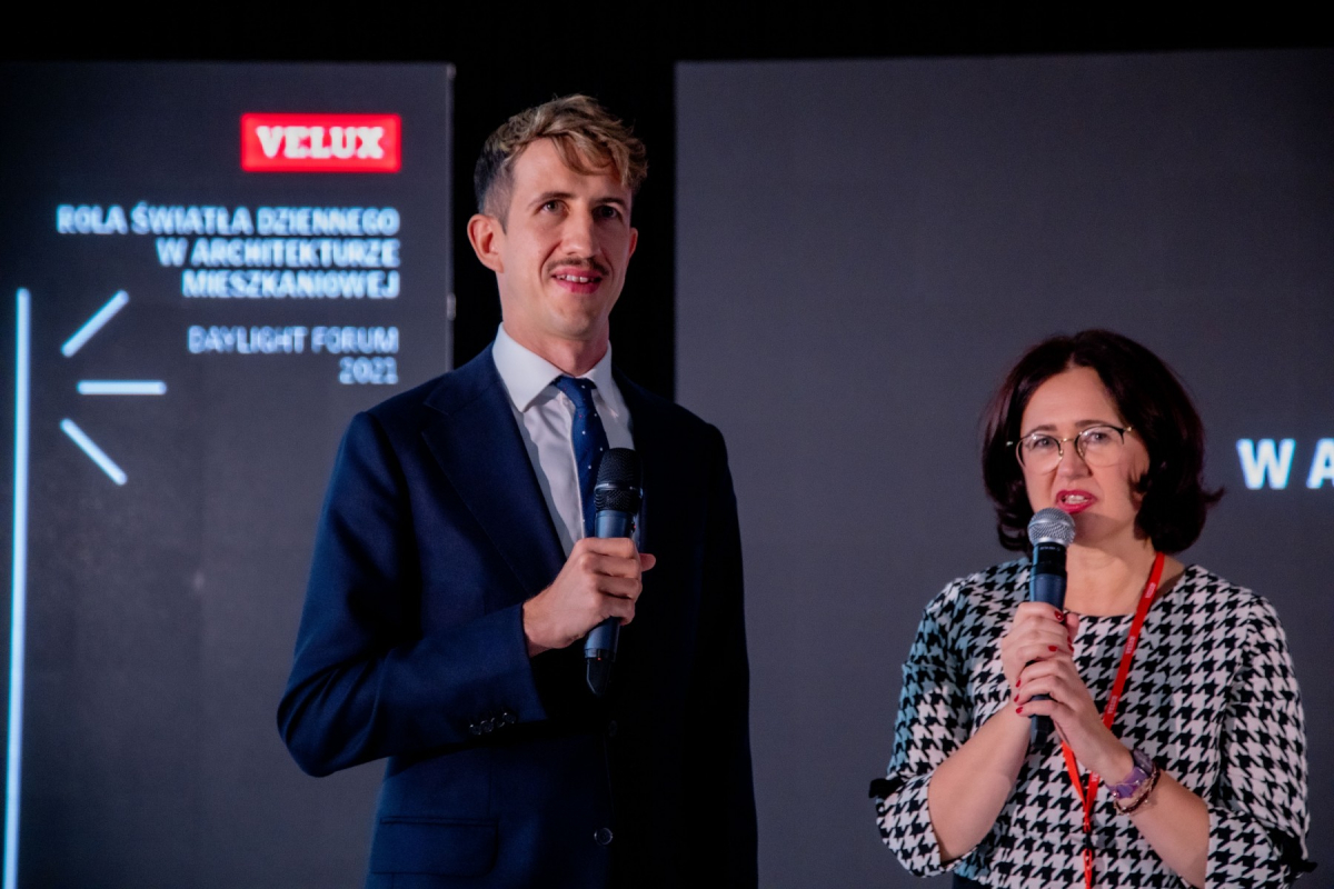 1920_velux-pw-229