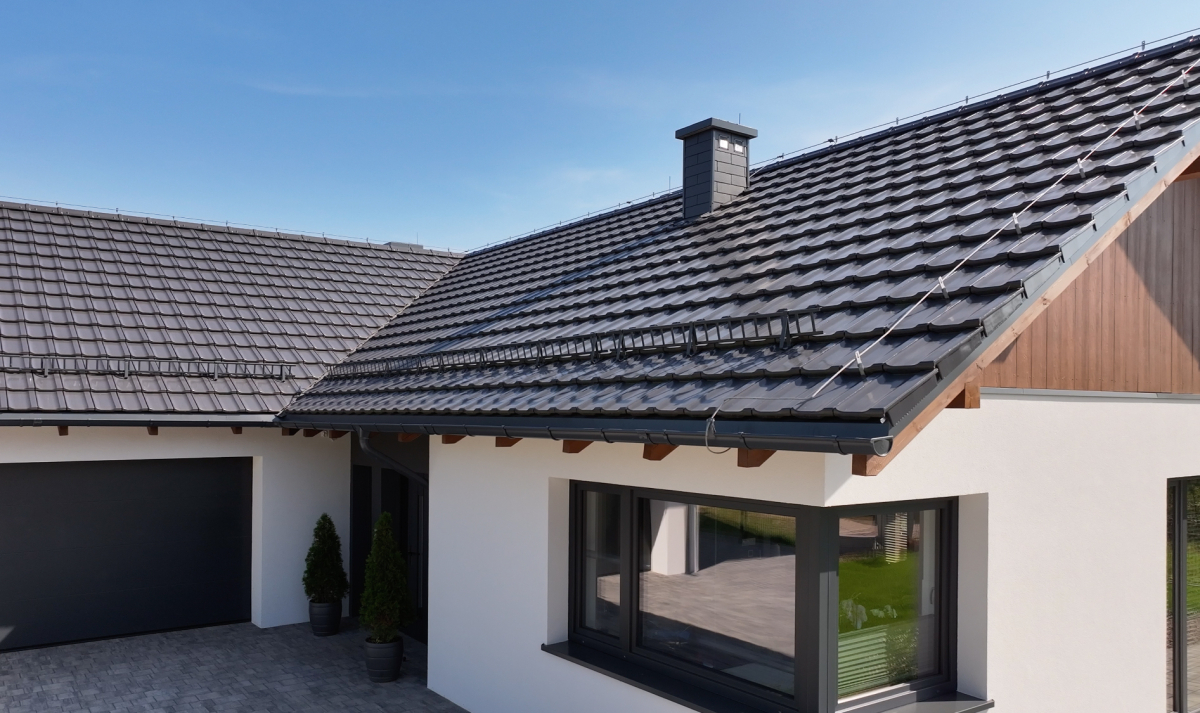 Dachówka KODA – FINESSE w kolorze lupka glazurowana 3 Dachówka KODA - FINESSE w kolorze lupka glazurowana 3